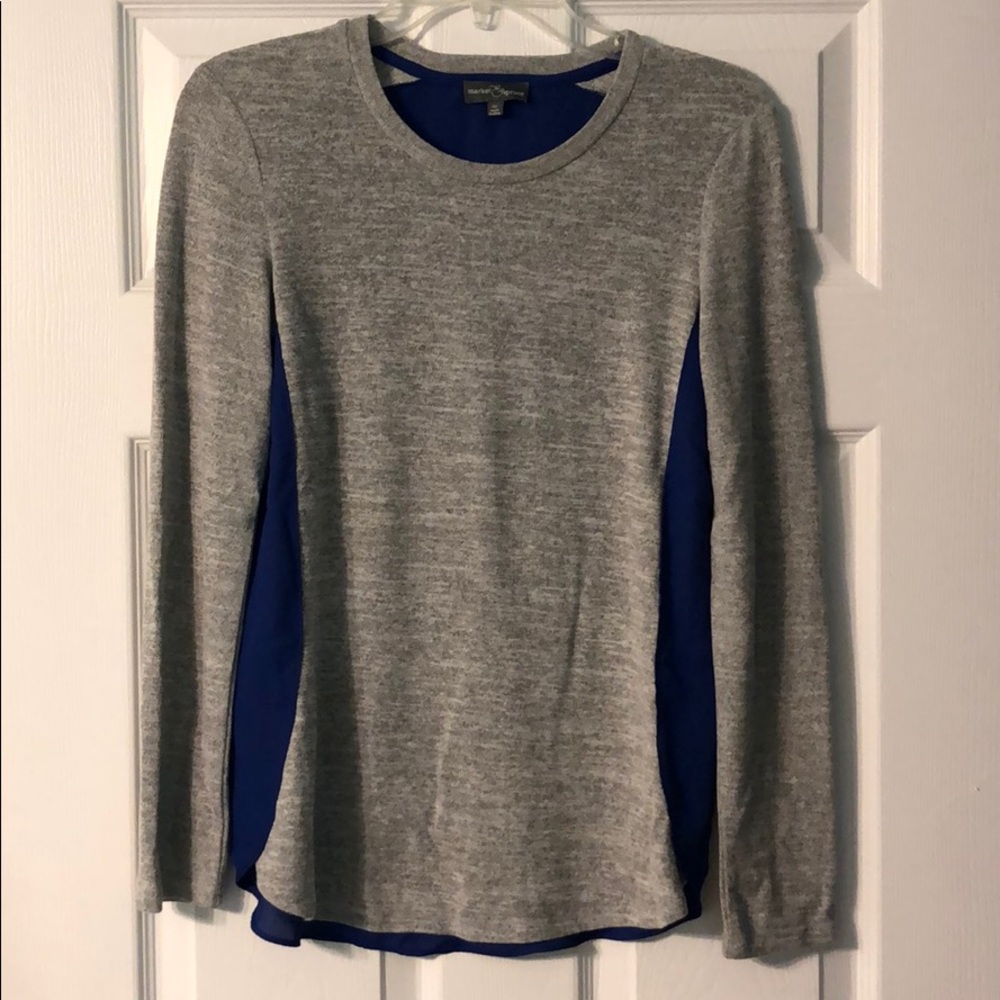 Grey and blue women’s long sleeve shirt